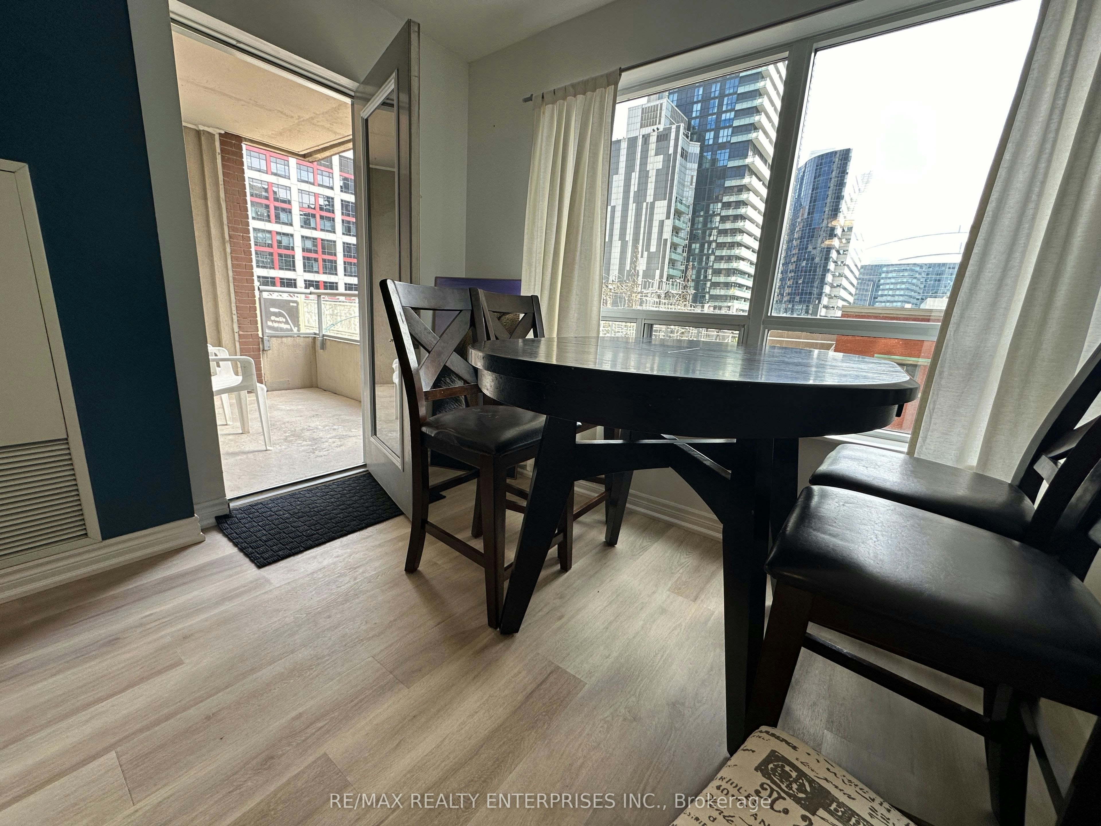 436-250 Wellington Street W, Toronto, ON, M5V 3P6 - 11