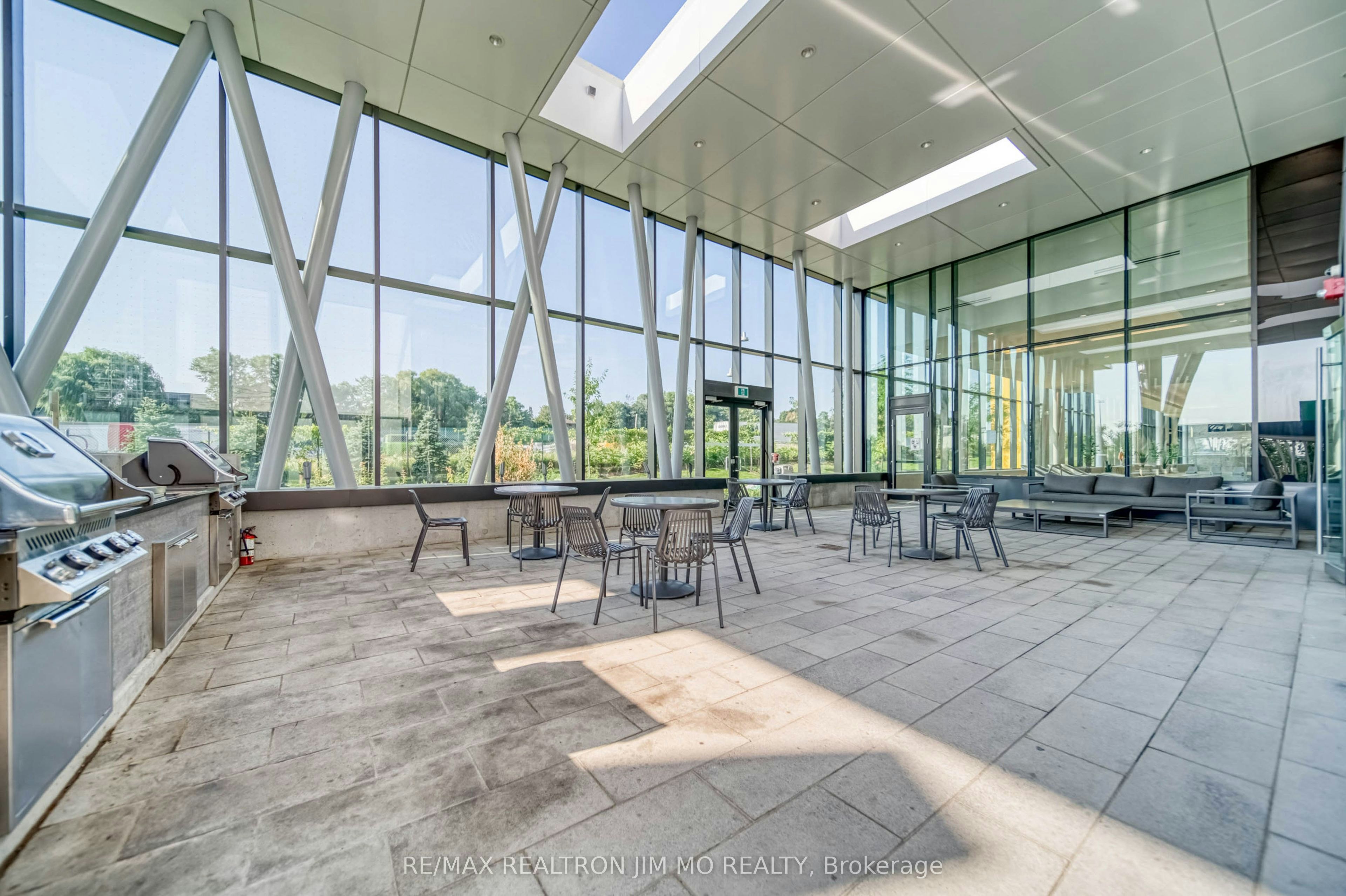 2002-25 Mcmahon Drive, Toronto, ON, M2K 0J2 - 37