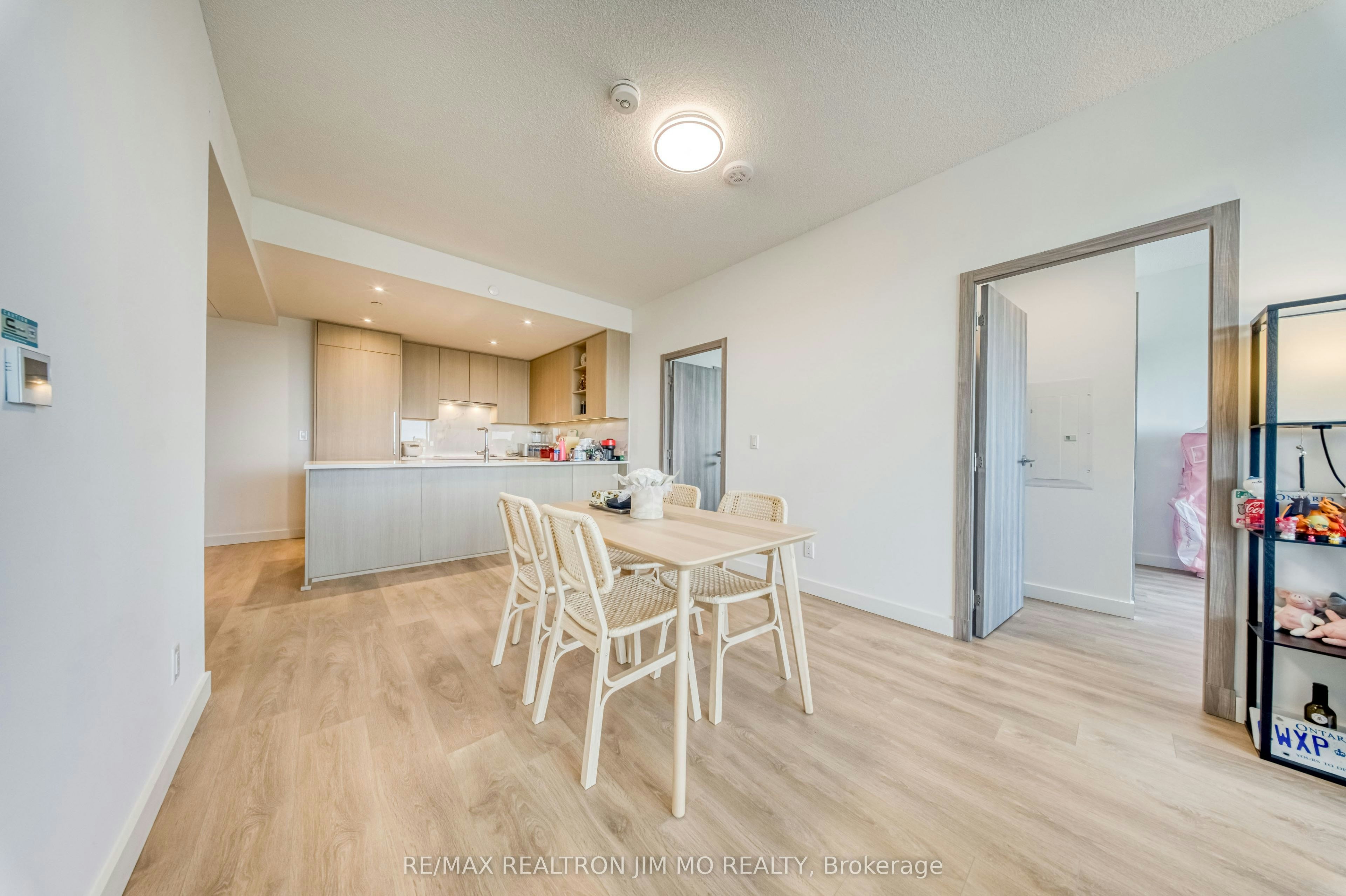 2002-25 Mcmahon Drive, Toronto, ON, M2K 0J2 - 11