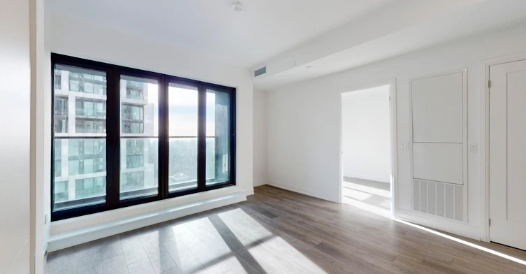 2504-20 Soudan Avenue, Toronto, ON, M4S 0E2 - 4