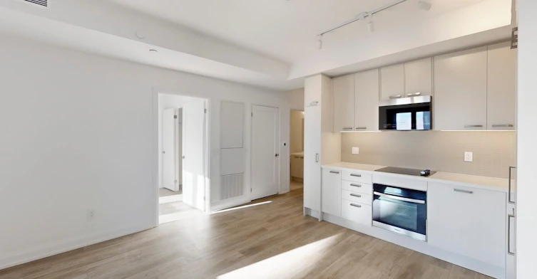 2504-20 Soudan Avenue, Toronto, ON, M4S 0E2 - 8