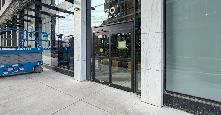 2504-20 Soudan Avenue, Toronto, ON, M4S 0E2 - 2