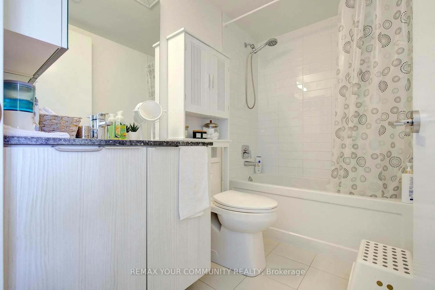 618-158 Front Street E, Toronto, ON, M5A 0K9 - 25