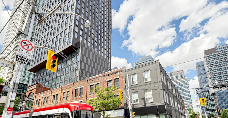 1908-100 Queen Street E, Toronto, ON, M5C 0B5 - 2