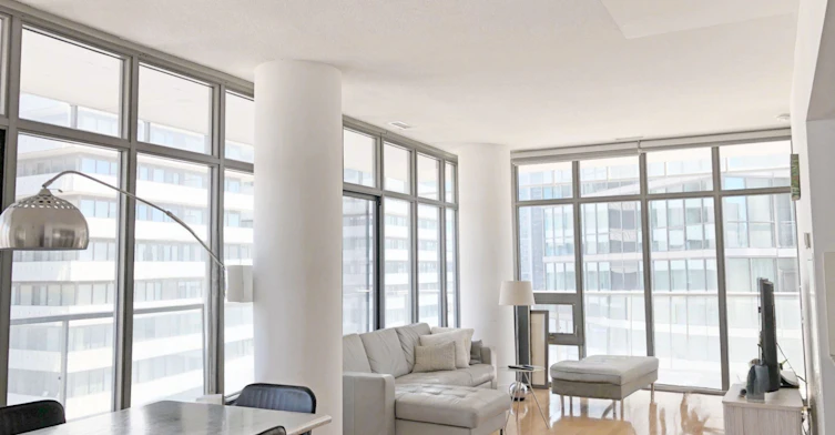 2511-33 Charles Street E, Toronto, ON, M4Y 1R9