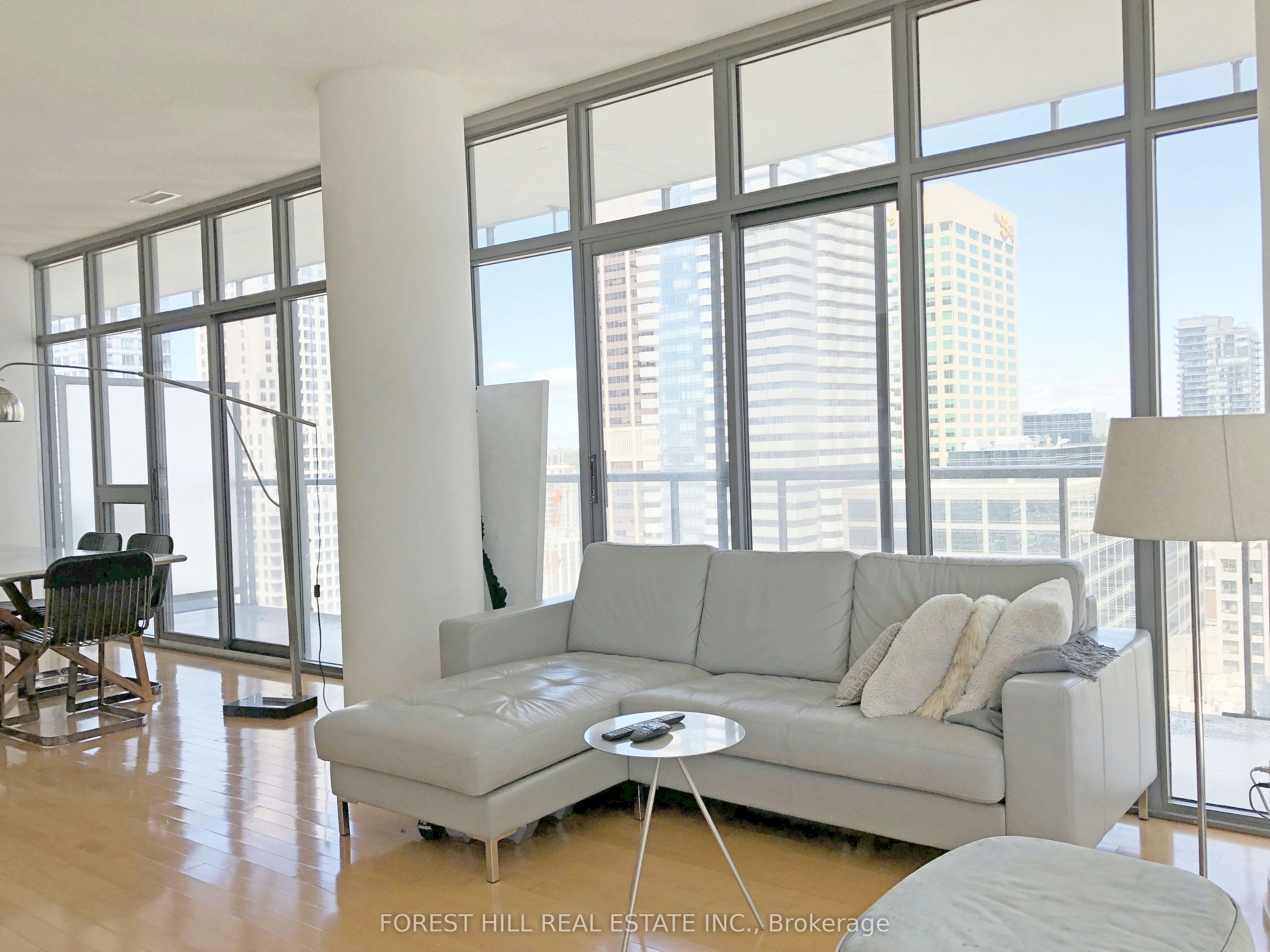 2511-33 Charles Street E, Toronto, ON, M4Y 1R9 - 3