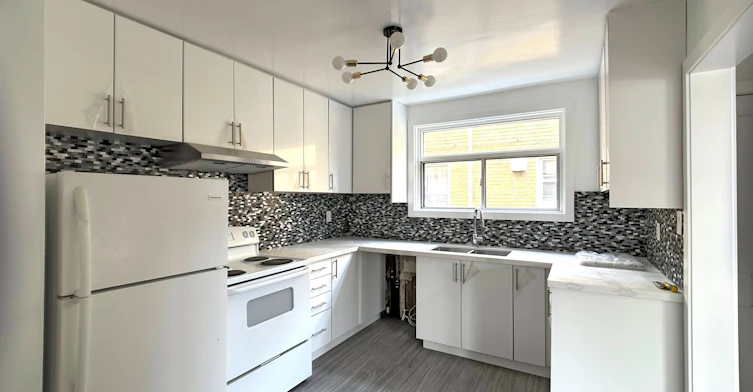 #2-443 Wilson Avenue, Toronto, ON, M3H 1T5 - 8