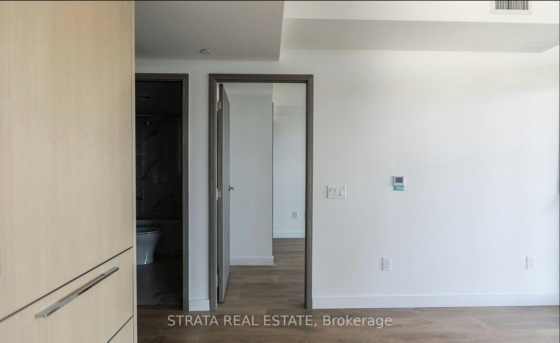 5705-3 Concord Cityplace Way, Toronto, ON, M5V 0X4 - 6