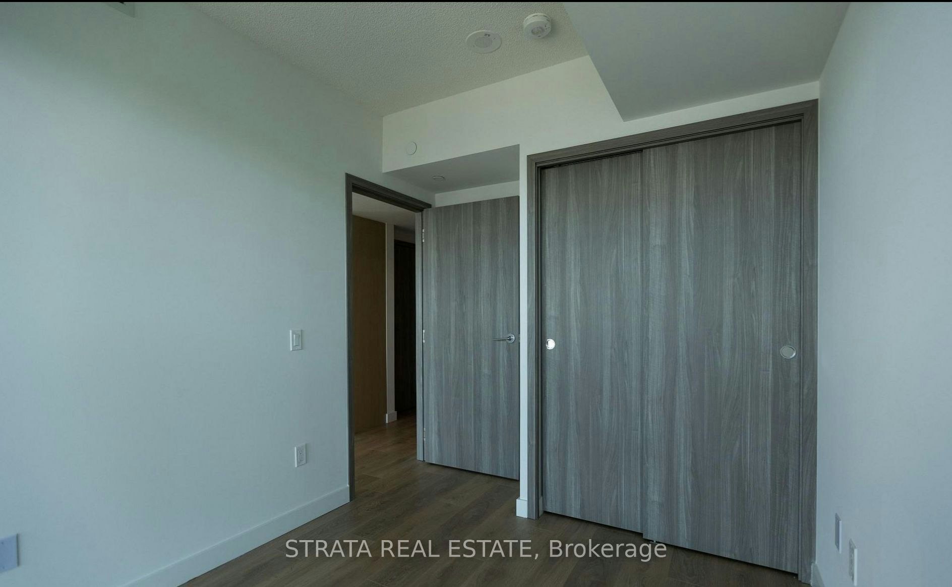 5705-3 Concord Cityplace Way, Toronto, ON, M5V 0X4 - 10