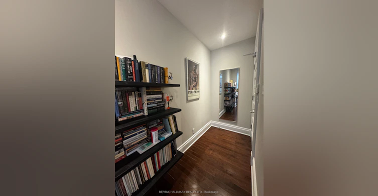 513-22 Leader Lane, Toronto, ON, M5E 0B2 - 6