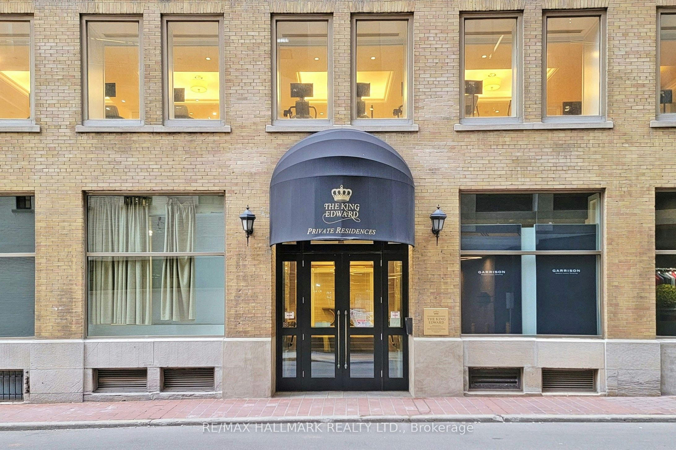 513-22 Leader Lane, Toronto, ON, M5E 0B2
