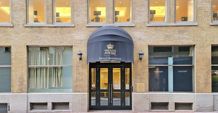 513-22 Leader Lane, Toronto, ON, M5E 0B2