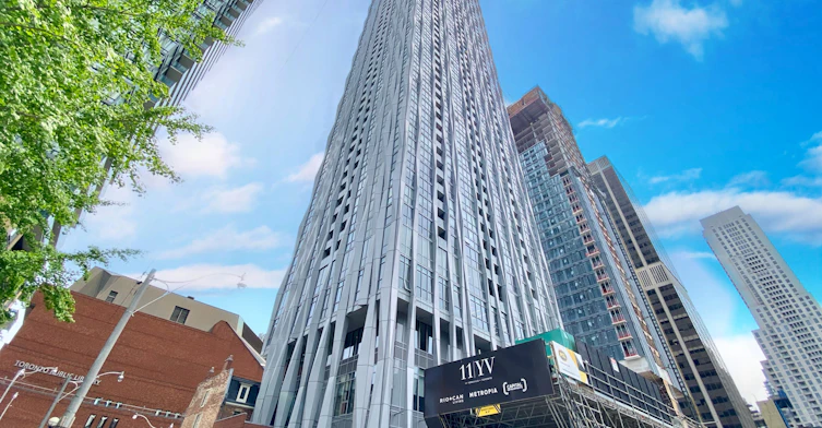601-1 Yorkville Avenue, Toronto, ON, M4W 0B1