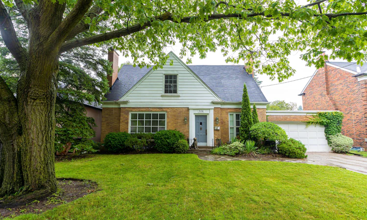 536 Blythwood Road