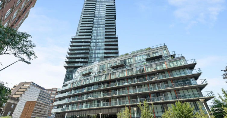 1609-825 Church Street, Toronto, ON, M4W 3Z4