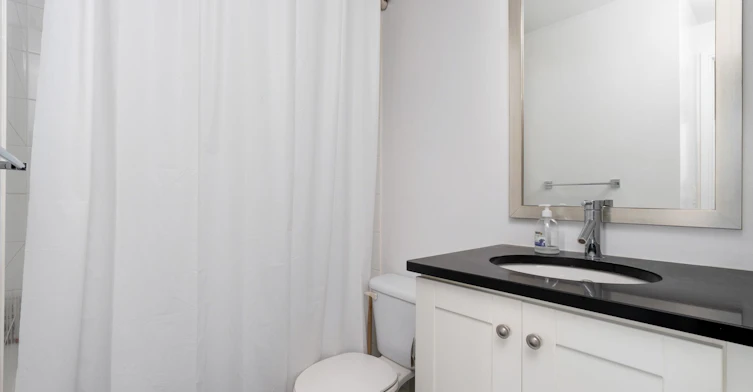 1609-825 Church Street, Toronto, ON, M4W 3Z4 - 16
