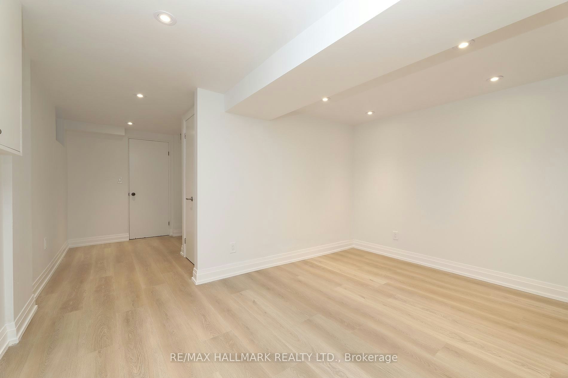 38 Halton Street, Toronto, ON, M6J 1R3 - 10