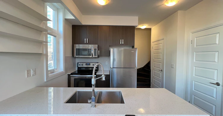 93-23 Eldora Avenue, Toronto, ON, M2M 1R3 - 11