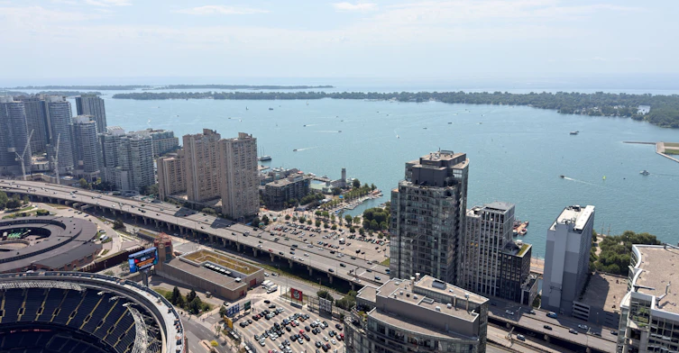5606-1 Concord Cityplace Way, Toronto, ON, M5V 0X3 - 26