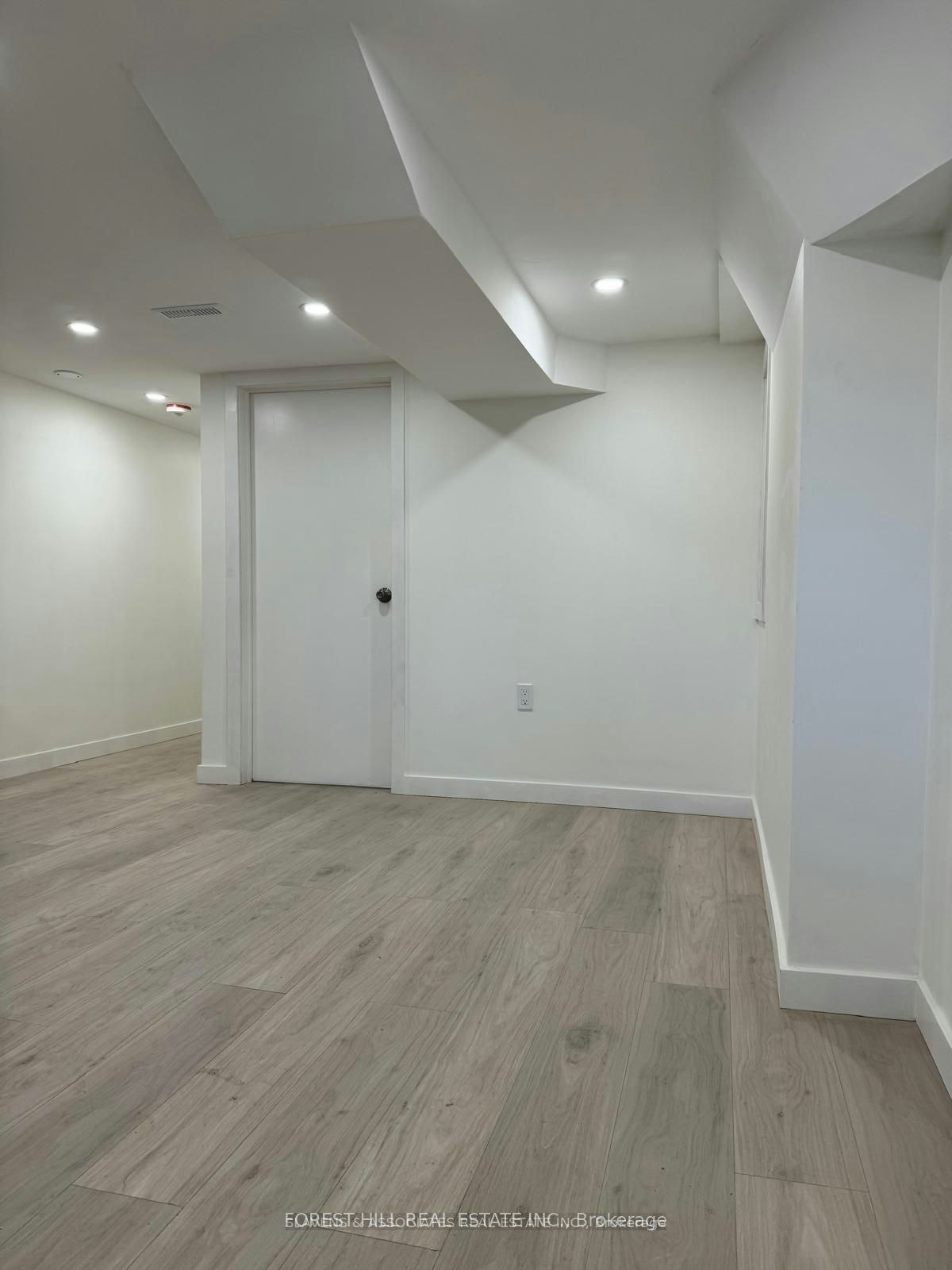 Bsmt-1222 Shaw Street, Toronto, ON, M6G 3N6 - 13