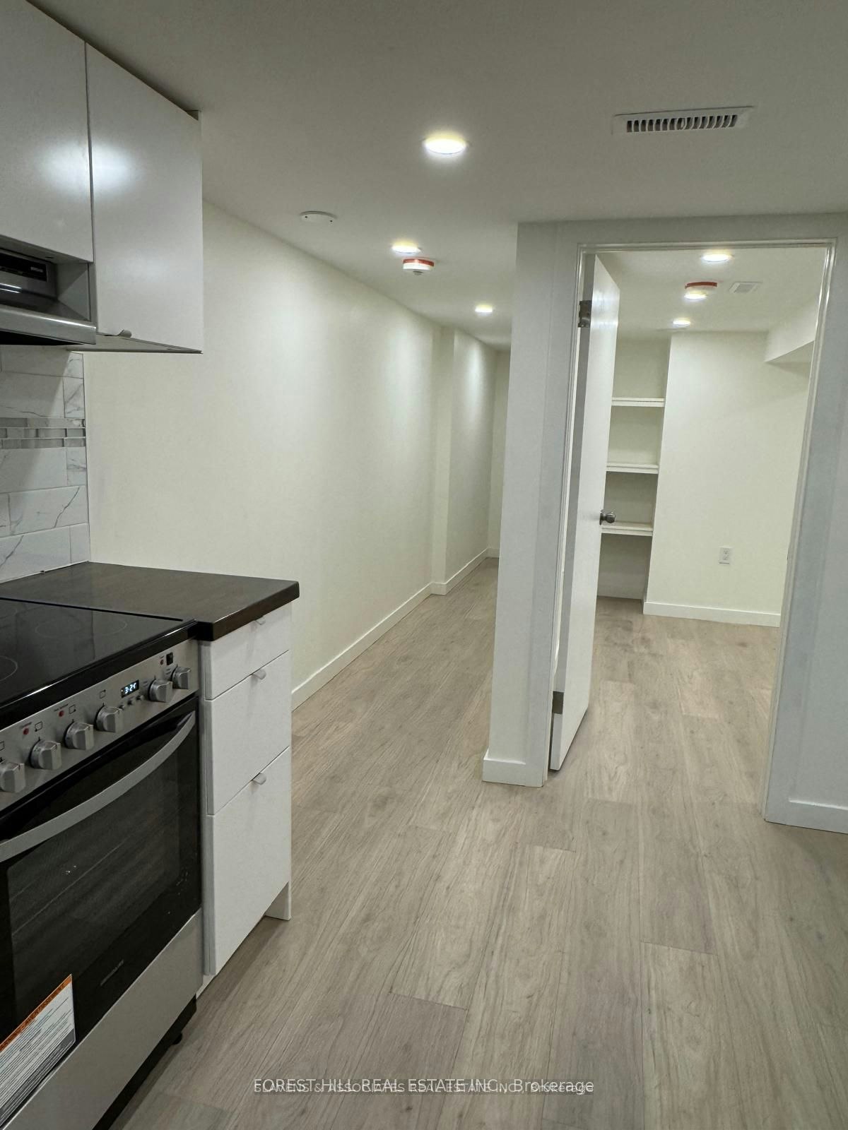 Bsmt-1222 Shaw Street, Toronto, ON, M6G 3N6 - 10