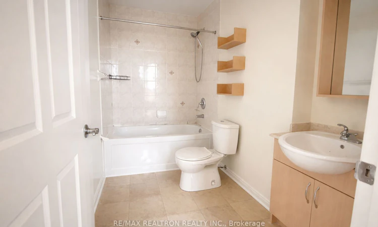 1102-18 Holmes Avenue