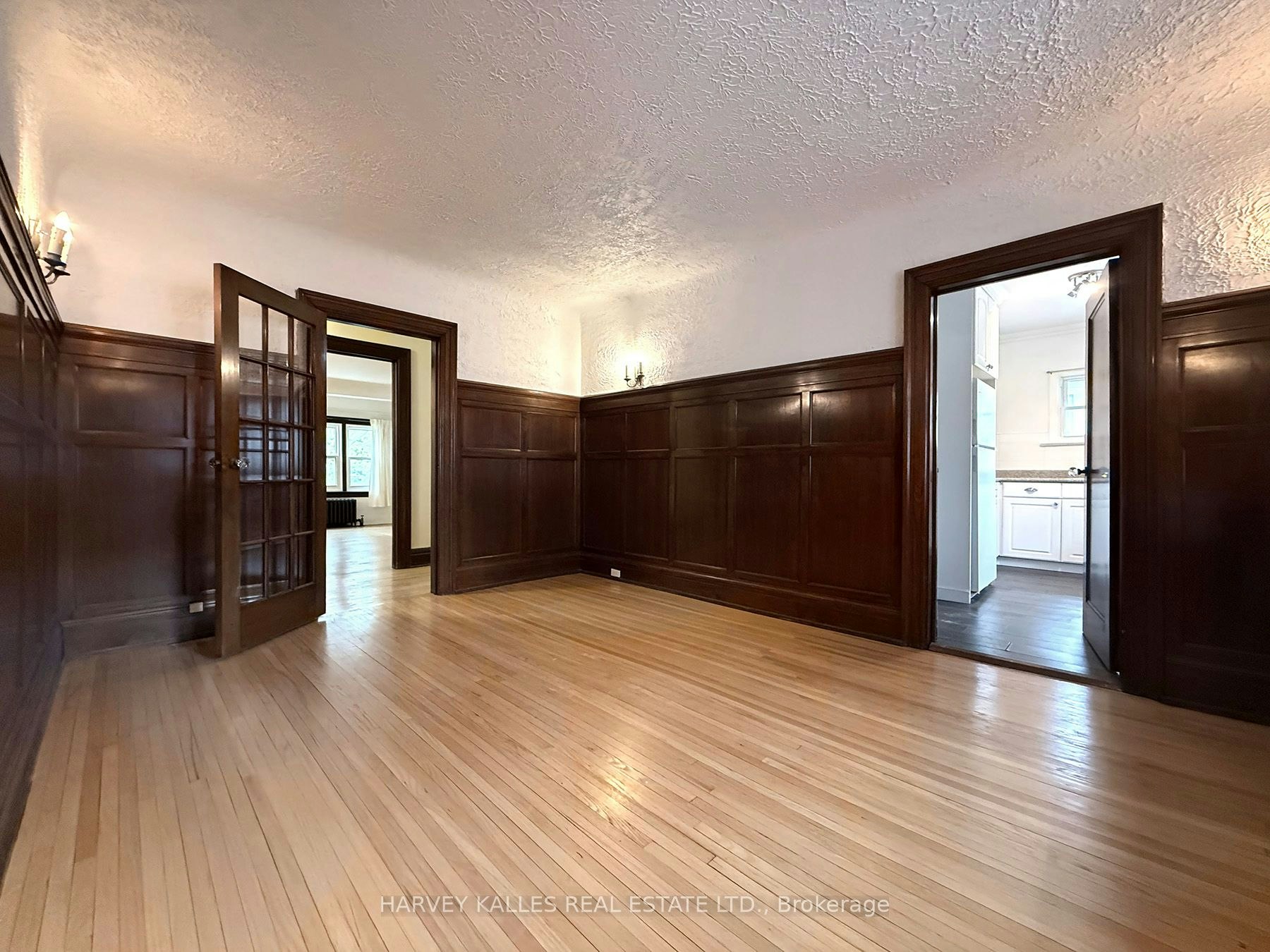 B-42 Glencairn Avenue, Toronto, ON, M4R 1M5 - 11