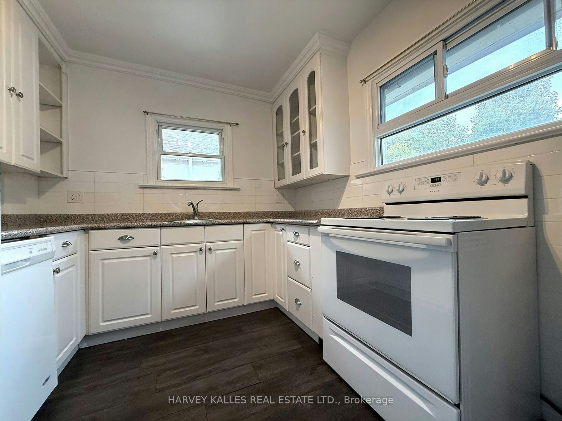 B-42 Glencairn Avenue, Toronto, ON, M4R 1M5 - 12