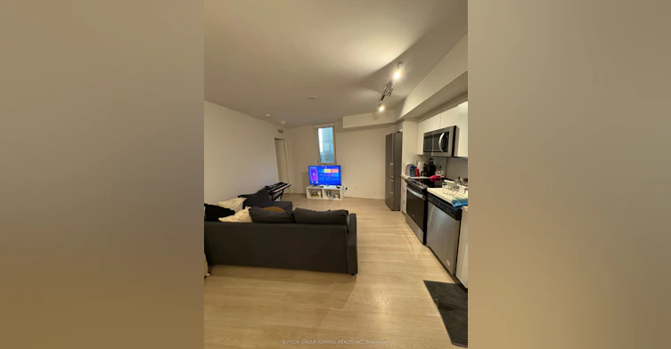 423-30 Tretti Way, Toronto, ON, M3H 0E3 - 2