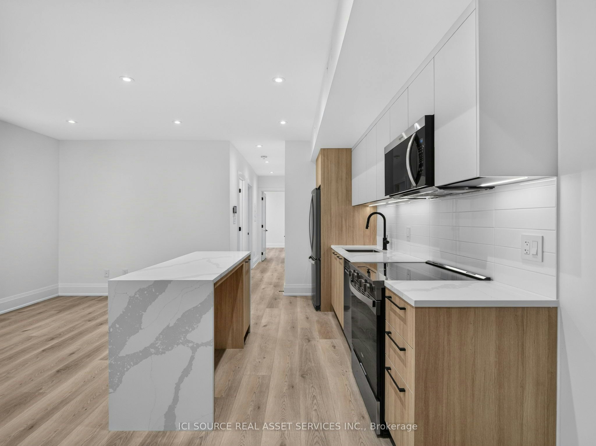 Unit 5-28 Norcross Road, Toronto, ON, M3H 2R4 - 7