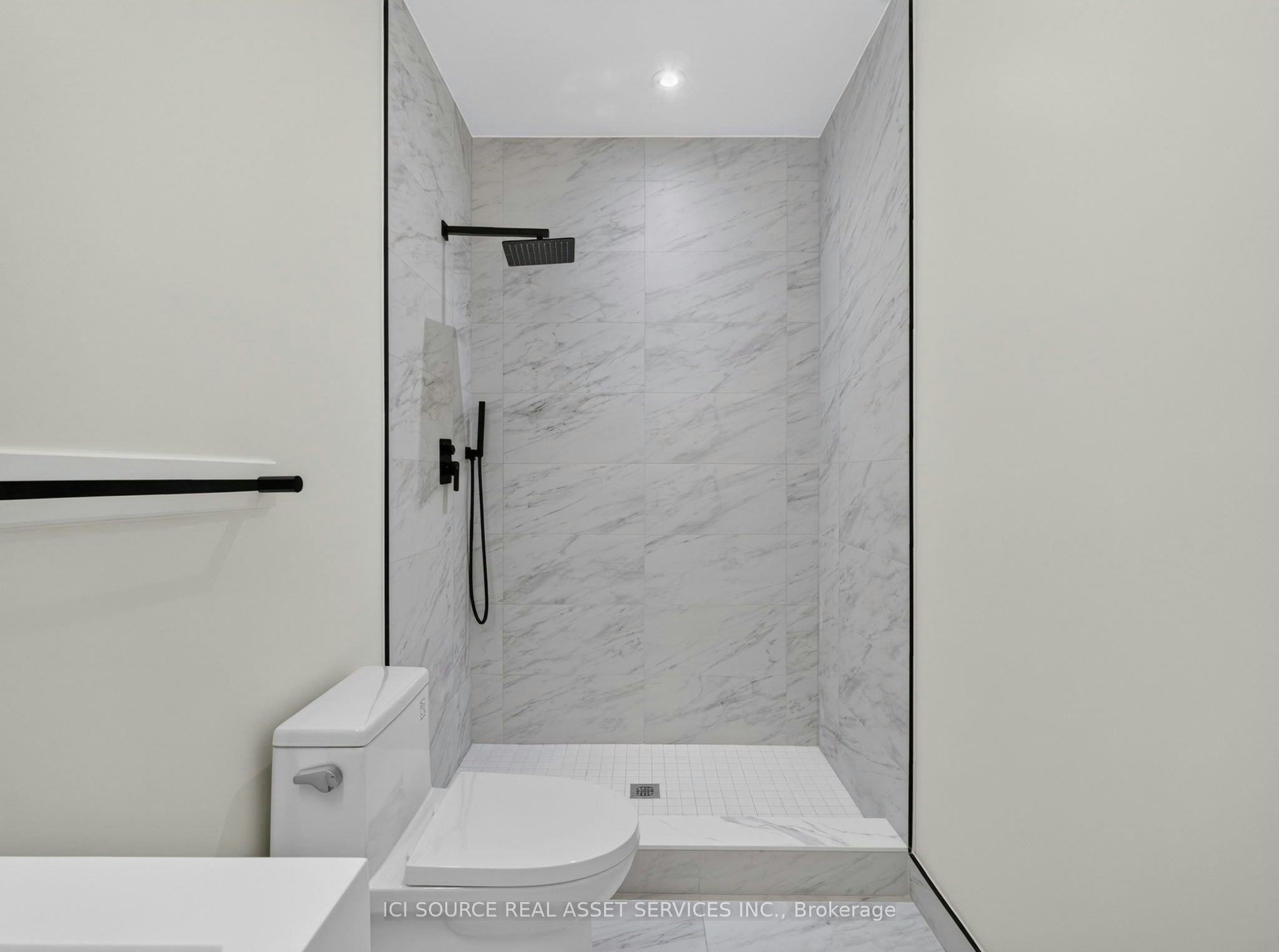 Unit 5-28 Norcross Road, Toronto, ON, M3H 2R4 - 20
