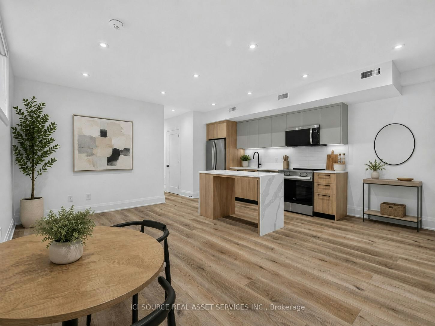 Unit 5-28 Norcross Road, Toronto, ON, M3H 2R4