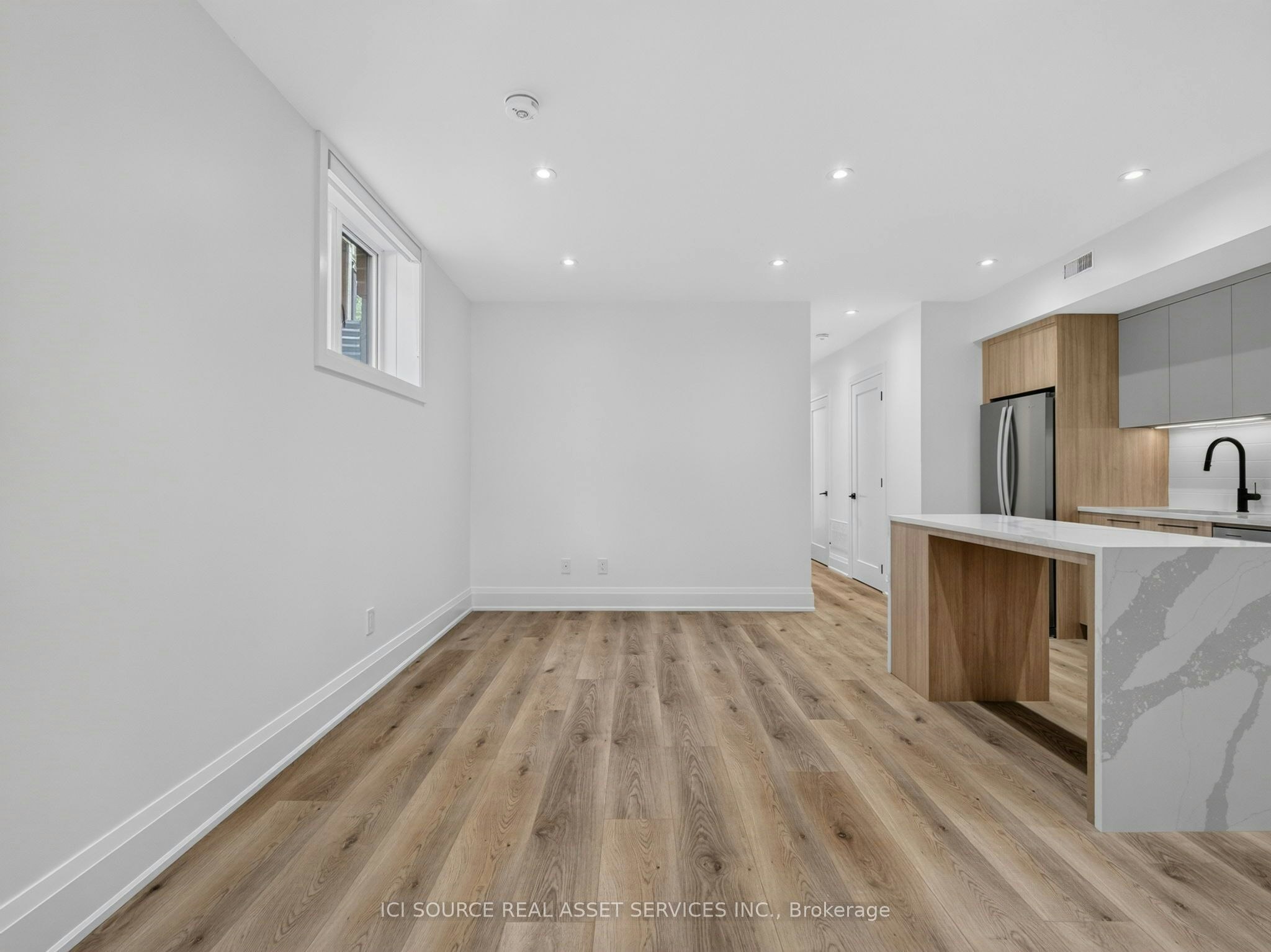 Unit 5-28 Norcross Road, Toronto, ON, M3H 2R4 - 10