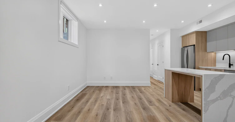 Unit 5-28 Norcross Road, Toronto, ON, M3H 2R4 - 10