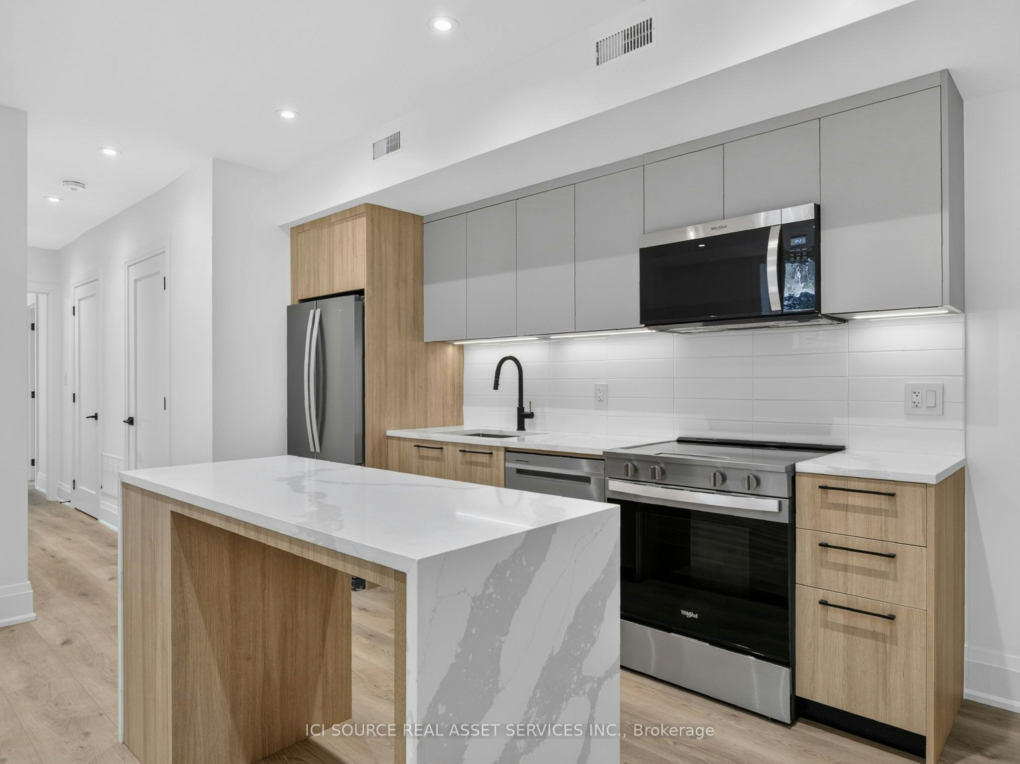 Unit 5-28 Norcross Road, Toronto, ON, M3H 2R4 - 6