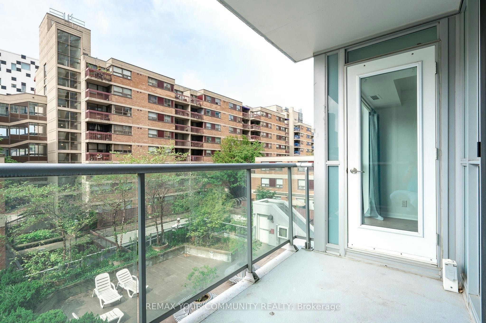 501-96 St Patrick Street, Toronto, ON, M5T 1V2 - 11