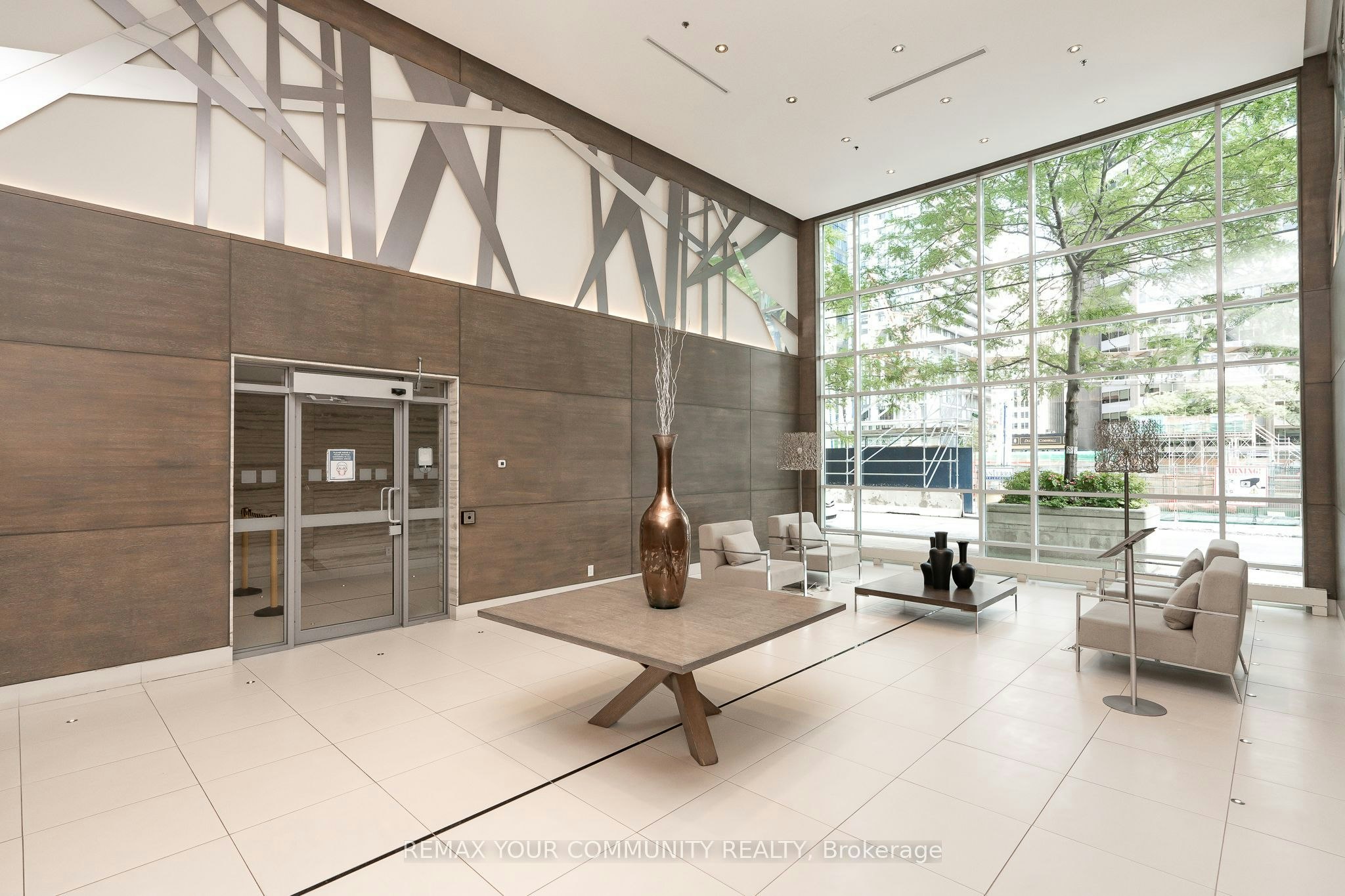 501-96 St Patrick Street, Toronto, ON, M5T 1V2 - 12
