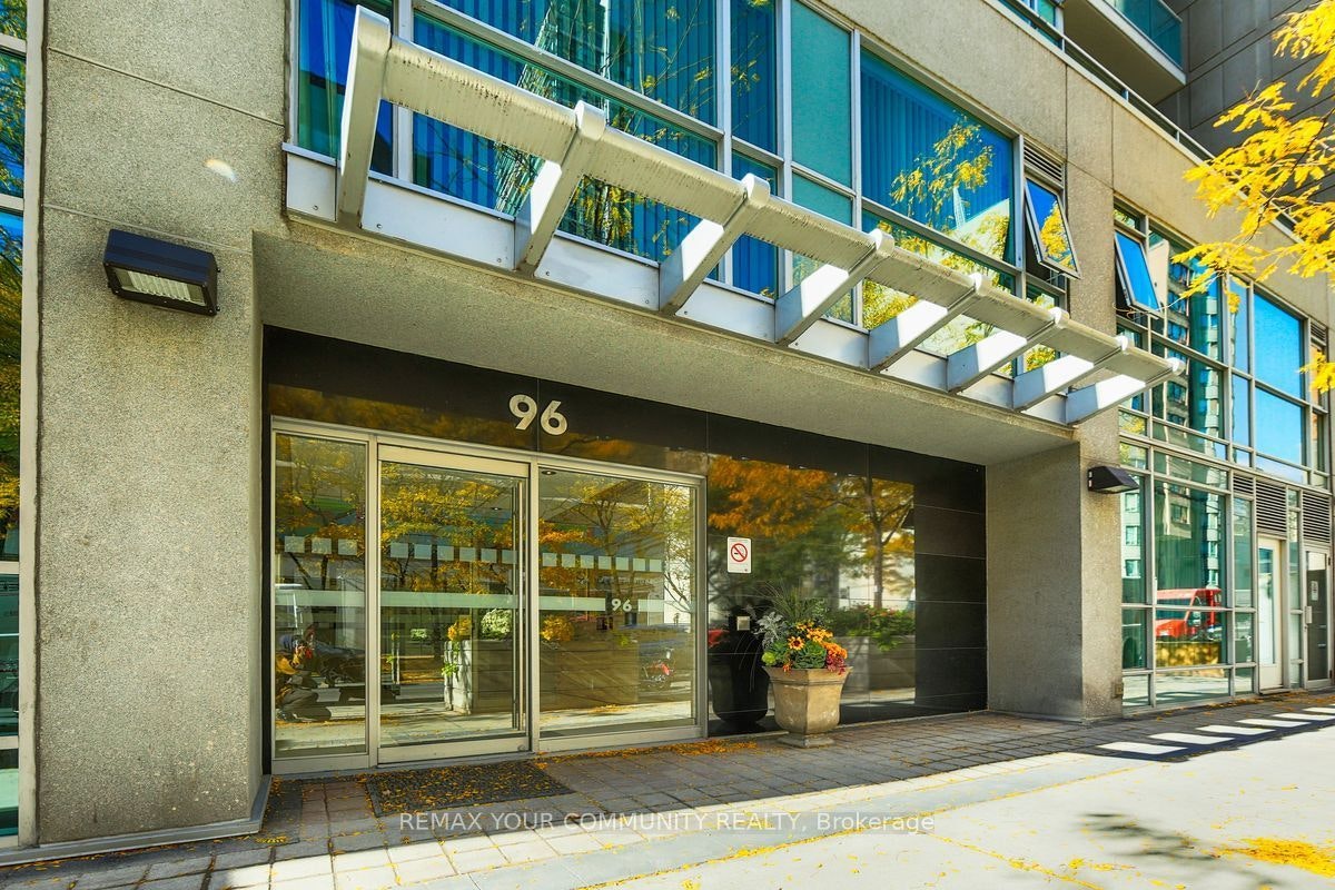 501-96 St Patrick Street, Toronto, ON, M5T 1V2 - 2
