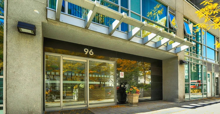 501-96 St Patrick Street, Toronto, ON, M5T 1V2 - 2