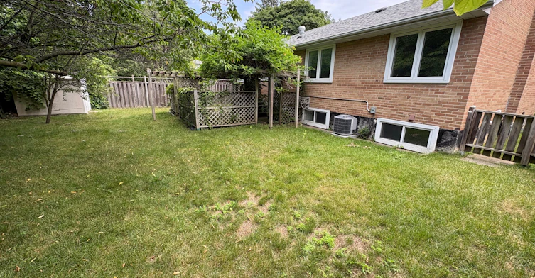 73 Berkinshaw Crescent, Toronto, ON, M3B 2T1 - 22