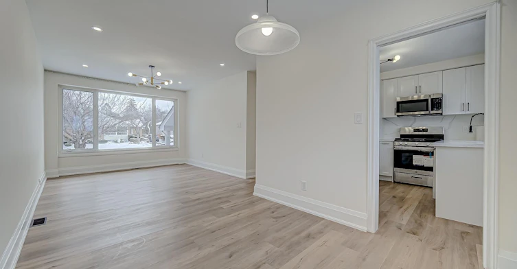 73 Berkinshaw Crescent, Toronto, ON, M3B 2T1 - 5