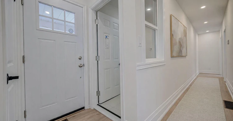 73 Berkinshaw Crescent, Toronto, ON, M3B 2T1 - 3