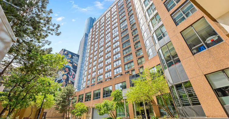 1813-7 Carlton Street, Toronto, ON, M5B 2M3 - 20