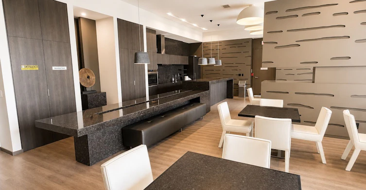 301-101 Charles Street E, Toronto, ON, M4Y 0A9 - 17