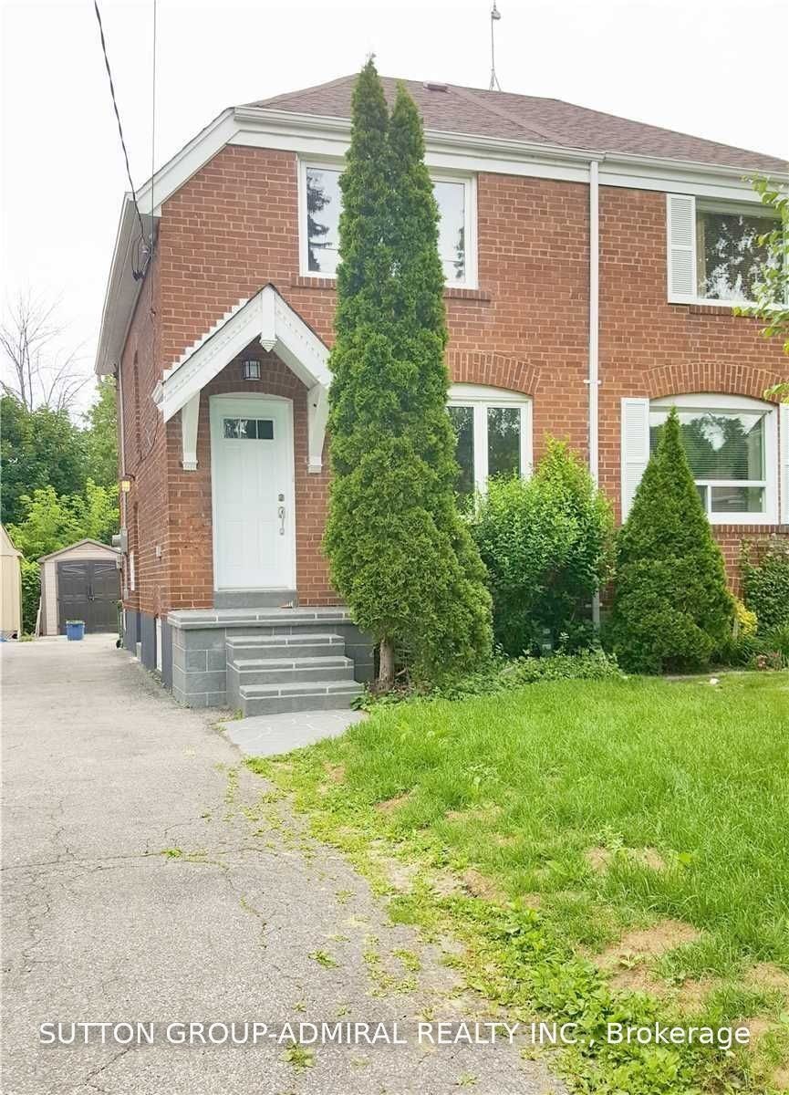 112 Glenvale Boulevard, Toronto, ON, M4G 2V9