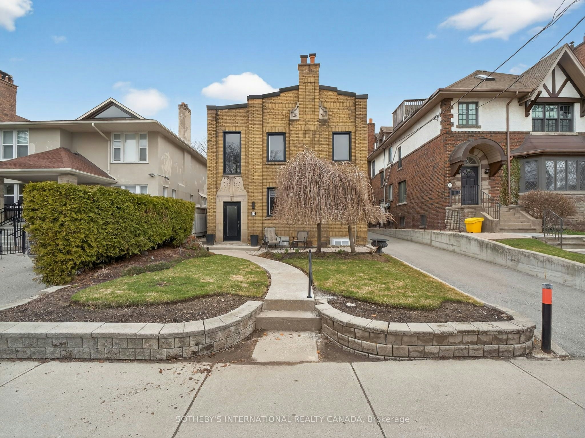 1B-24 College View Avenue, Toronto, ON, M5P 1J4 - 3