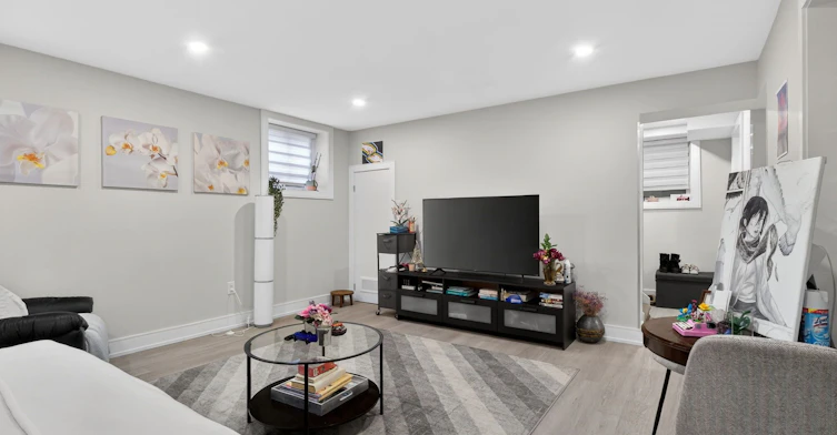 1B-24 College View Avenue, Toronto, ON, M5P 1J4 - 10