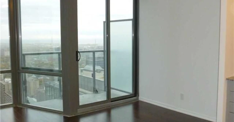 5007-832 Bay Street, Toronto, ON, M5S 1Z6 - 6