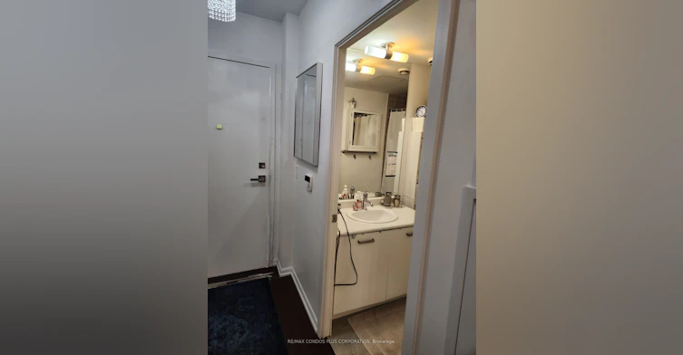 5007-832 Bay Street, Toronto, ON, M5S 1Z6 - 10