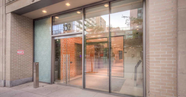 5007-832 Bay Street, Toronto, ON, M5S 1Z6 - 3